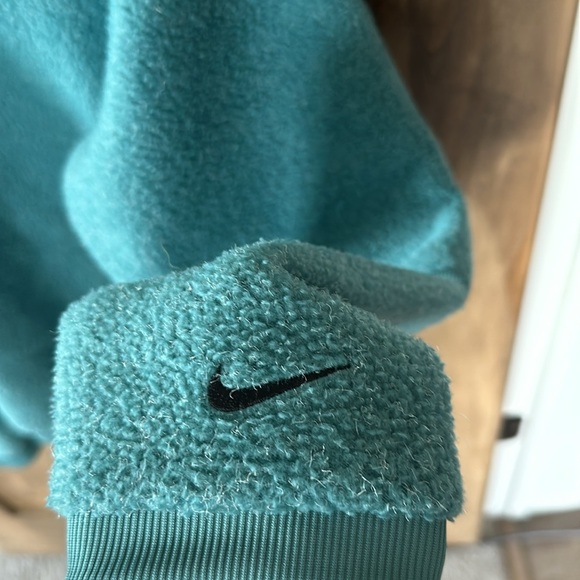 Nike Therma Fleece Cowl neck - Picture 8 of 9